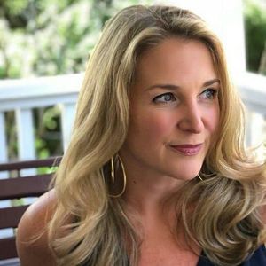 Meet your Posher, Phoebe